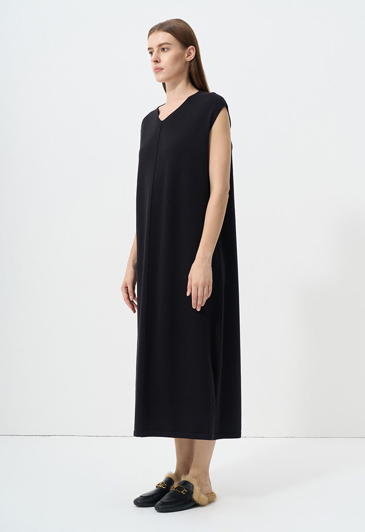 Choice V-Neck Sleeveless Knitted Dress Black