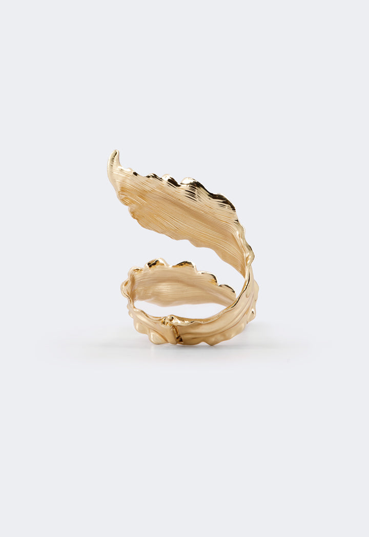 Choice Iconic Metallic Hammered Bangle Gold