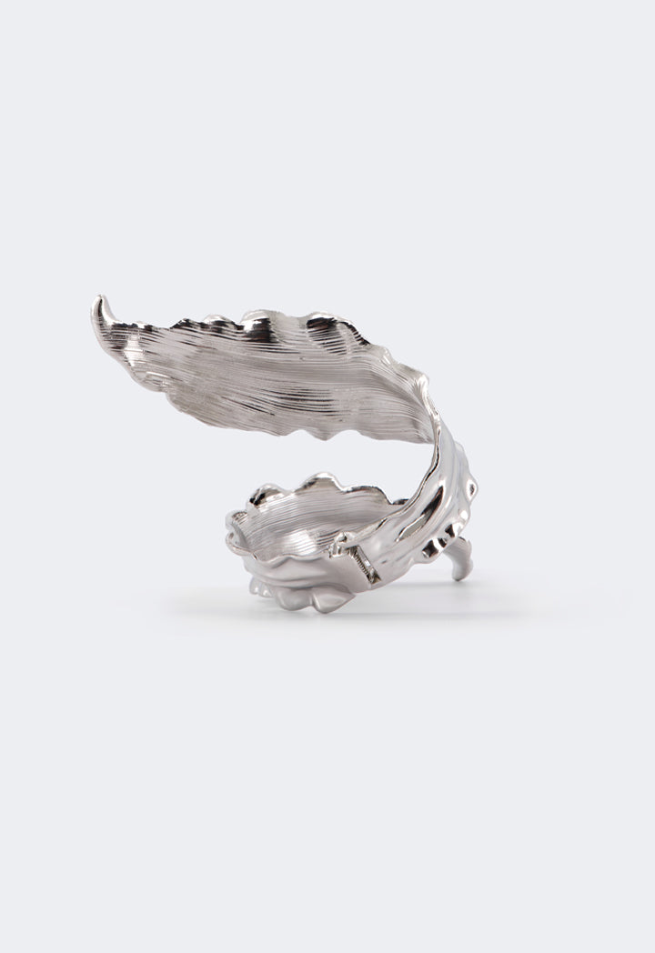 Choice Iconic Metallic Hammered Bangle Silver