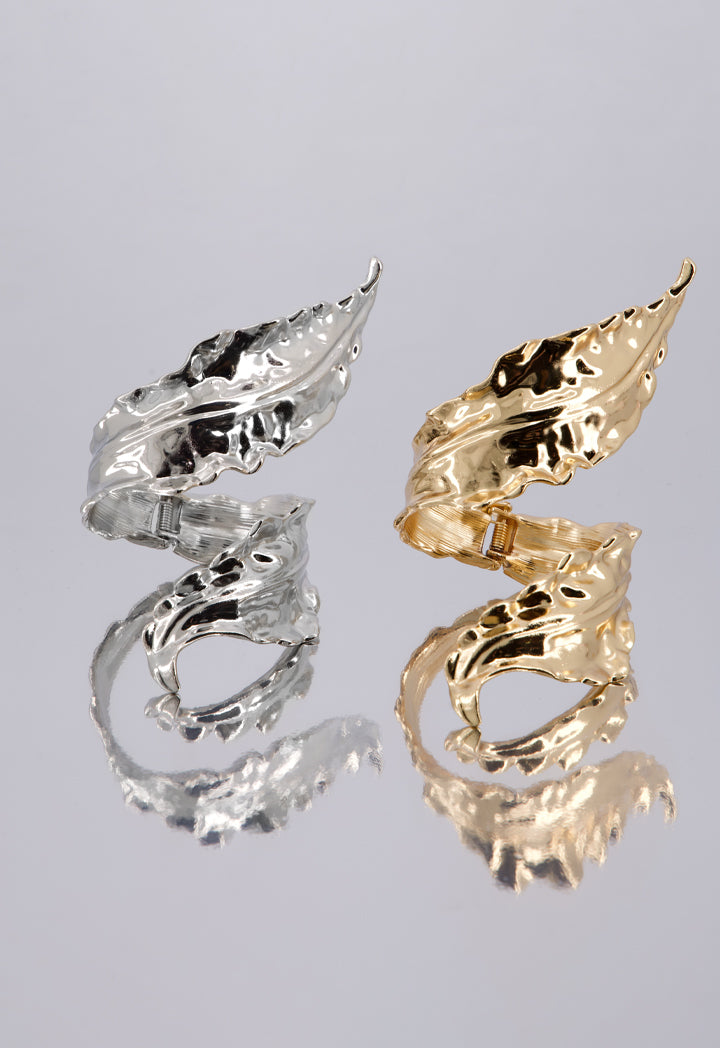 Choice Iconic Metallic Hammered Bangle Gold