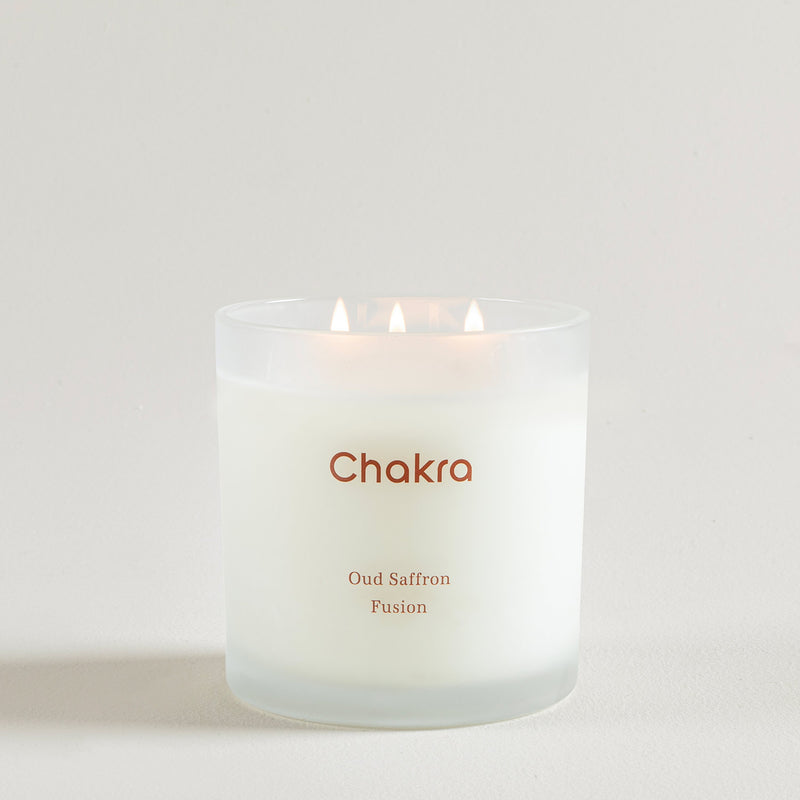 Chakra Scented Candle 400 G - Oud Saffron Fusion Oud