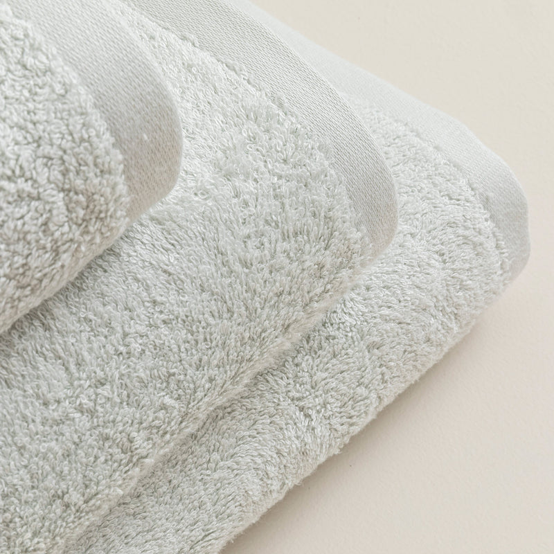 Chakra Solid Bamboo Bath Towel 85X150 Cm Ocean