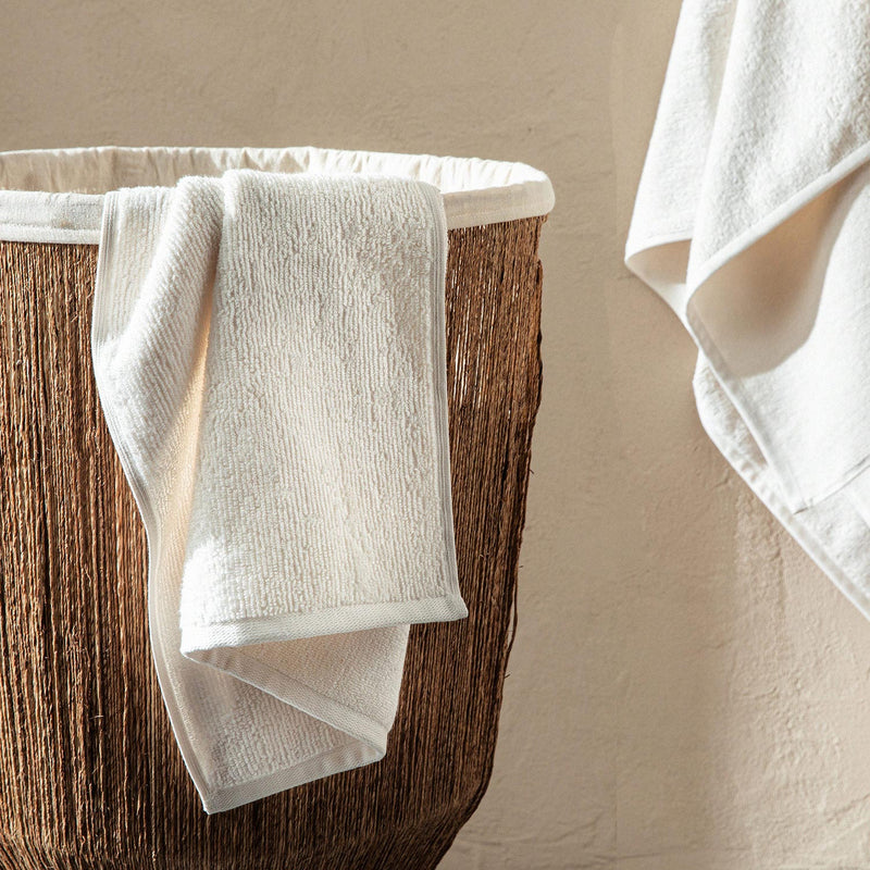 Chakra Carlin Towel 50X90 Cm Ecru