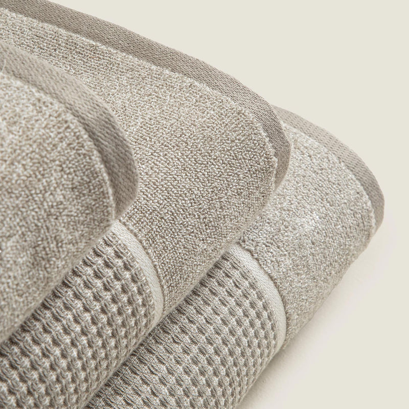 Chakra Adelina Towel 30X50 Cm Green