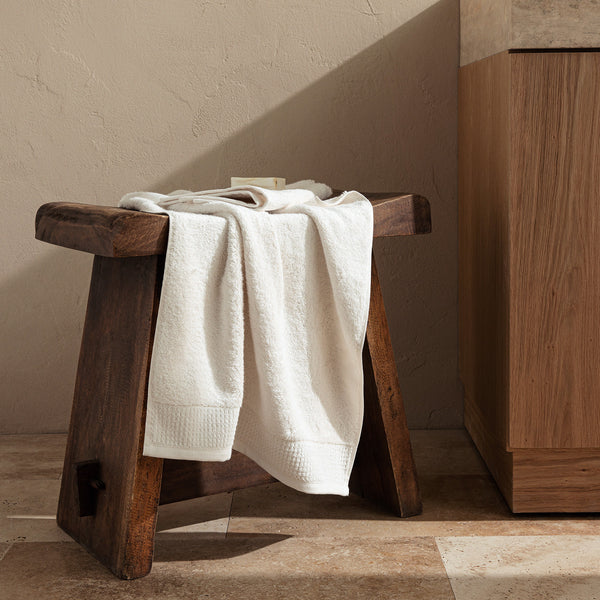 Chakra Masse Towel 50X90 Cm Ecru