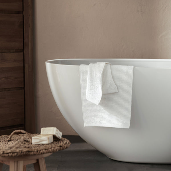 Chakra Lydia Towel 50X90 Cm White