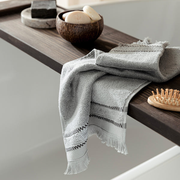 Chakra Natura Towel 30X50 Cm Grey