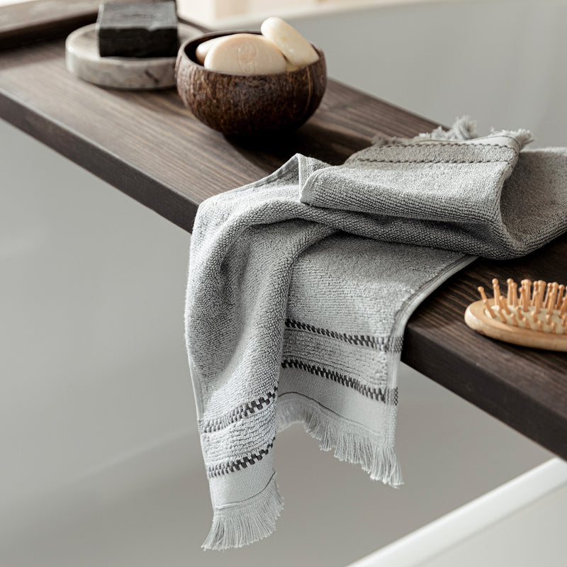 Chakra Natura Towel 30X50 Cm Grey