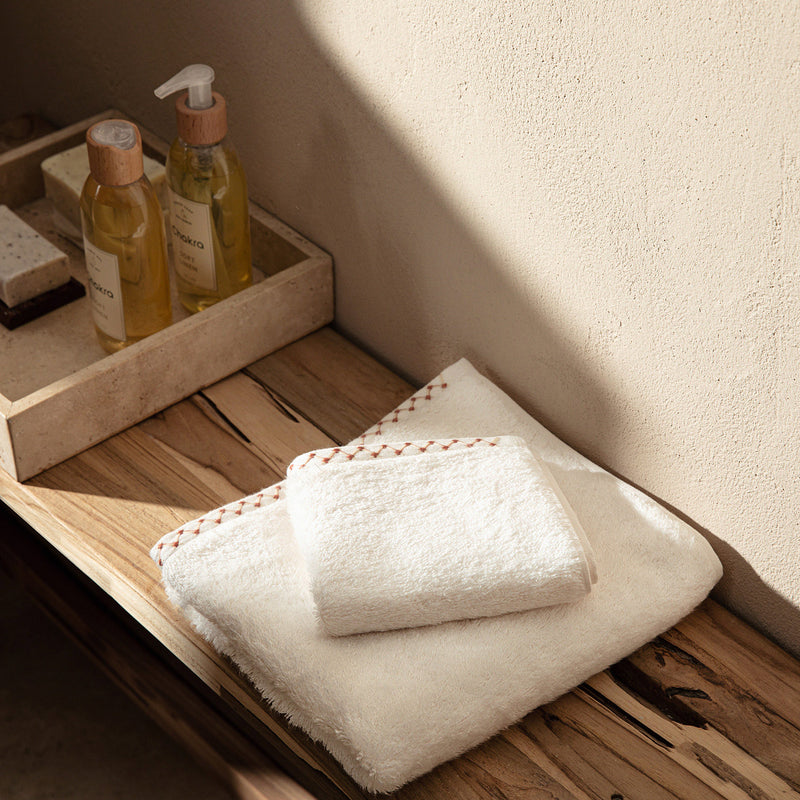 Chakra Albas Towel 50X90 Cm Ecru