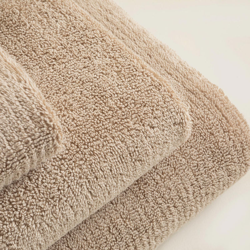 Chakra Eva Cotton Towel 50X90 Cm Dark Beige