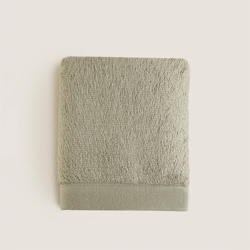 Chakra Solid Towel 30X50 Cm Light Green