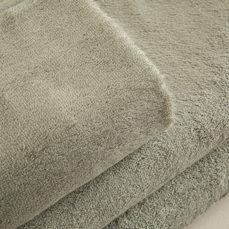 Chakra Solid Towel 30X50 Cm Light Green