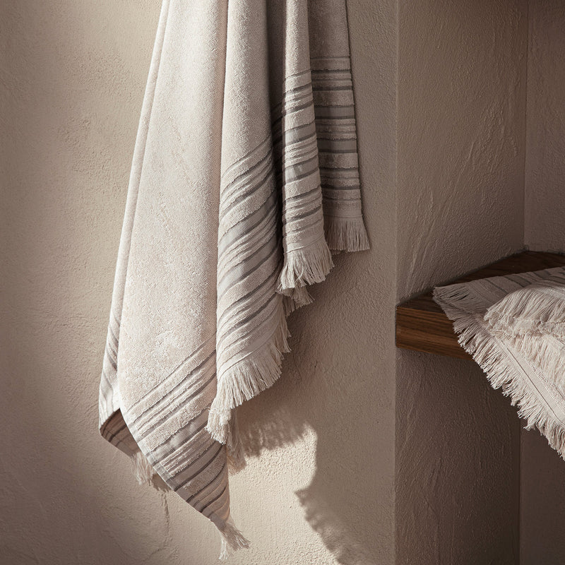 Chakra Derin Towel 100X150 Cm Beige