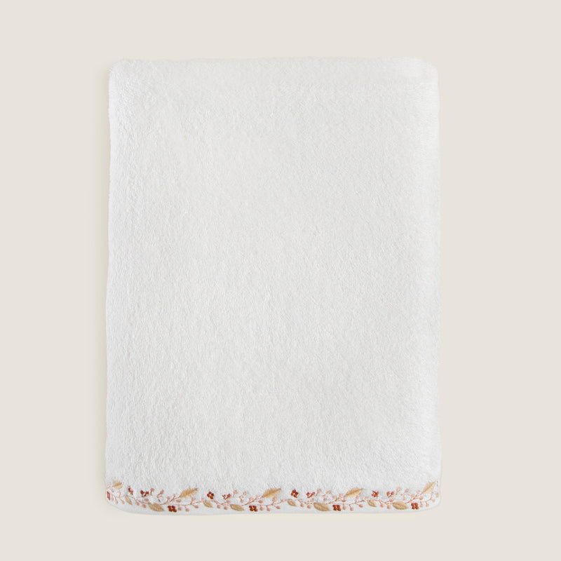 Chakra Bloom Bath Towel 85X150 Cm White