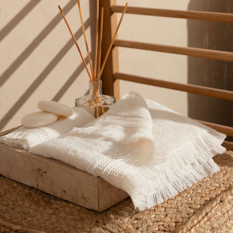 Chakra Debora Face Towel 50X90 Cm Ecru