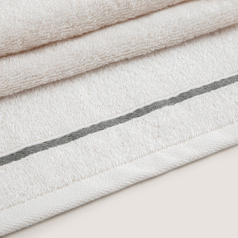 Chakra Narciso Hand Towel 30X50 Cm Ecru