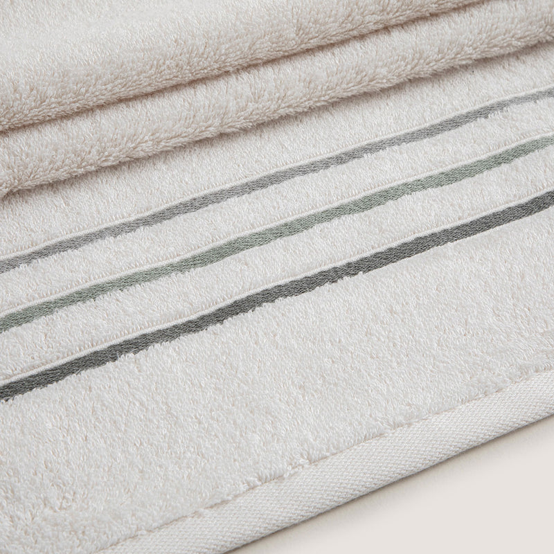 Chakra Narciso Bath Towel 85X150 Cm Ecru