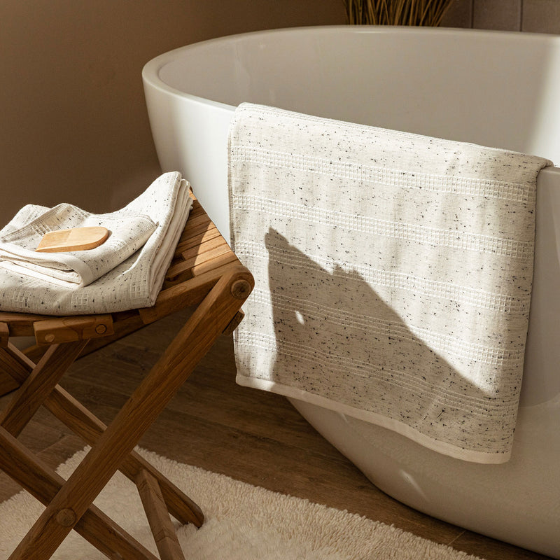 Chakra Serena Bath Towel 85X150 Cm Natural