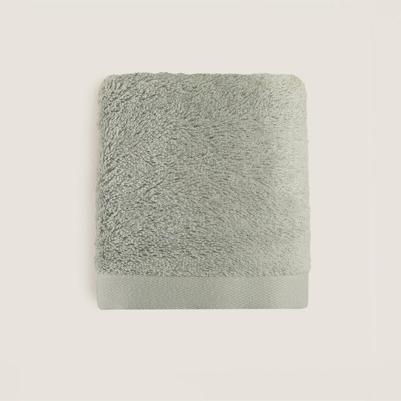 Chakra Solid Hand Towel 30X50 Cm Light Green