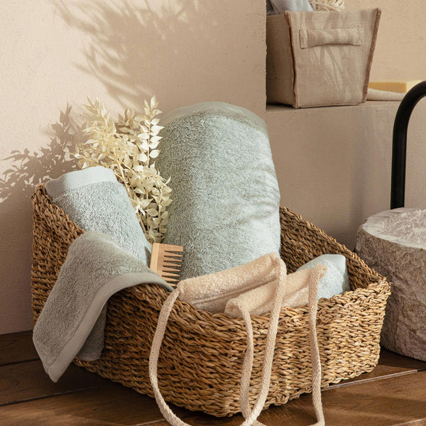 Chakra Solid Towel 85X150 Cm Light Green