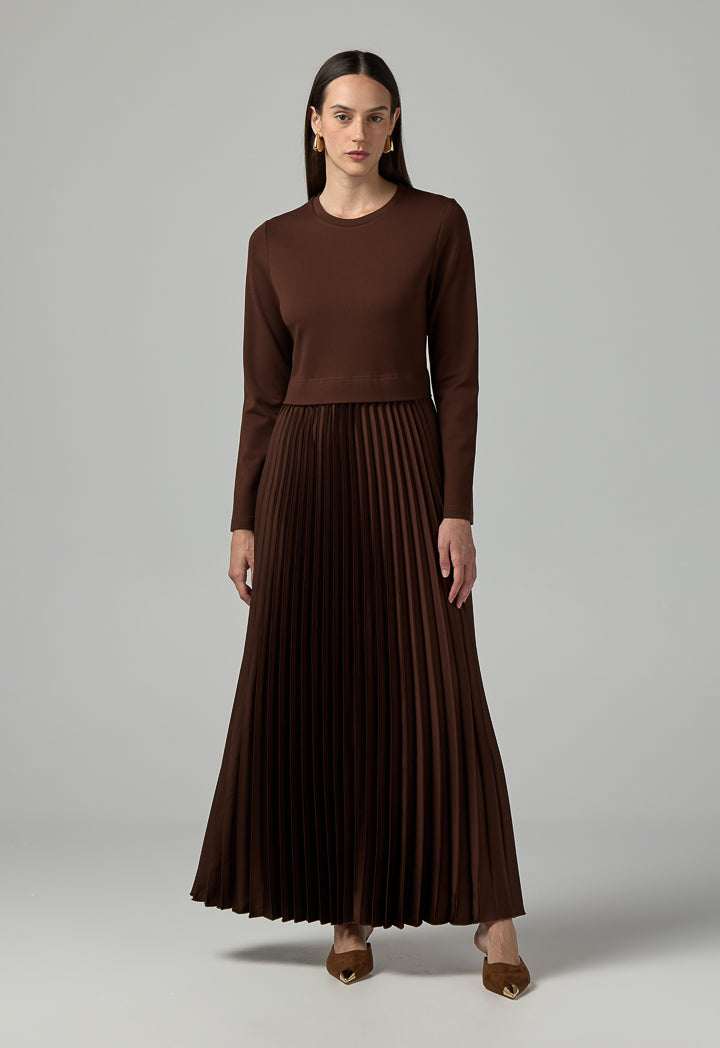Choice Solid Pleated Maxi Dress Brown
