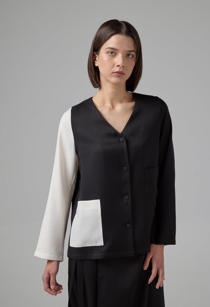 Choice Contrast Front Pocket Crinkled Buttoned Top Black