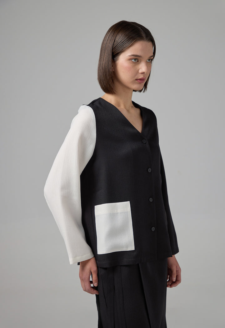 Choice Contrast Front Pocket Crinkled Buttoned Top Black