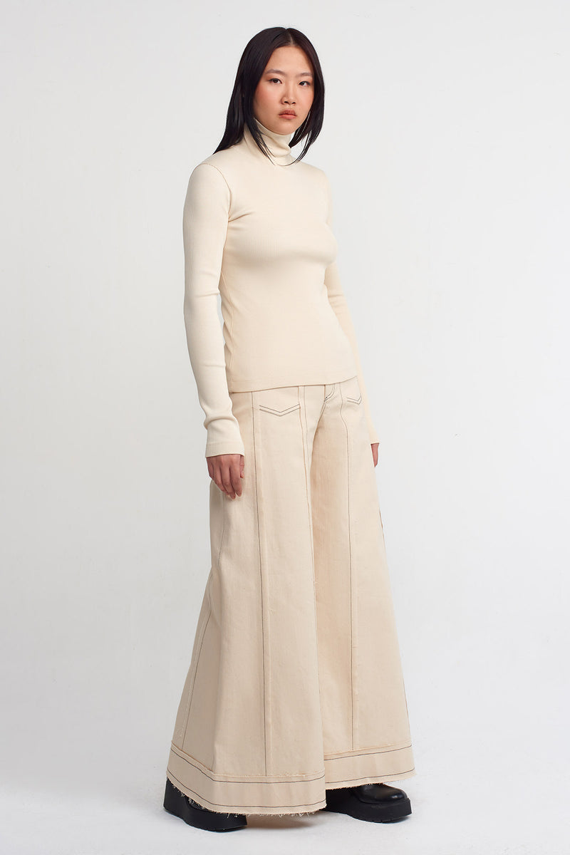 NU Turtleneck Ribbed Top Natural
