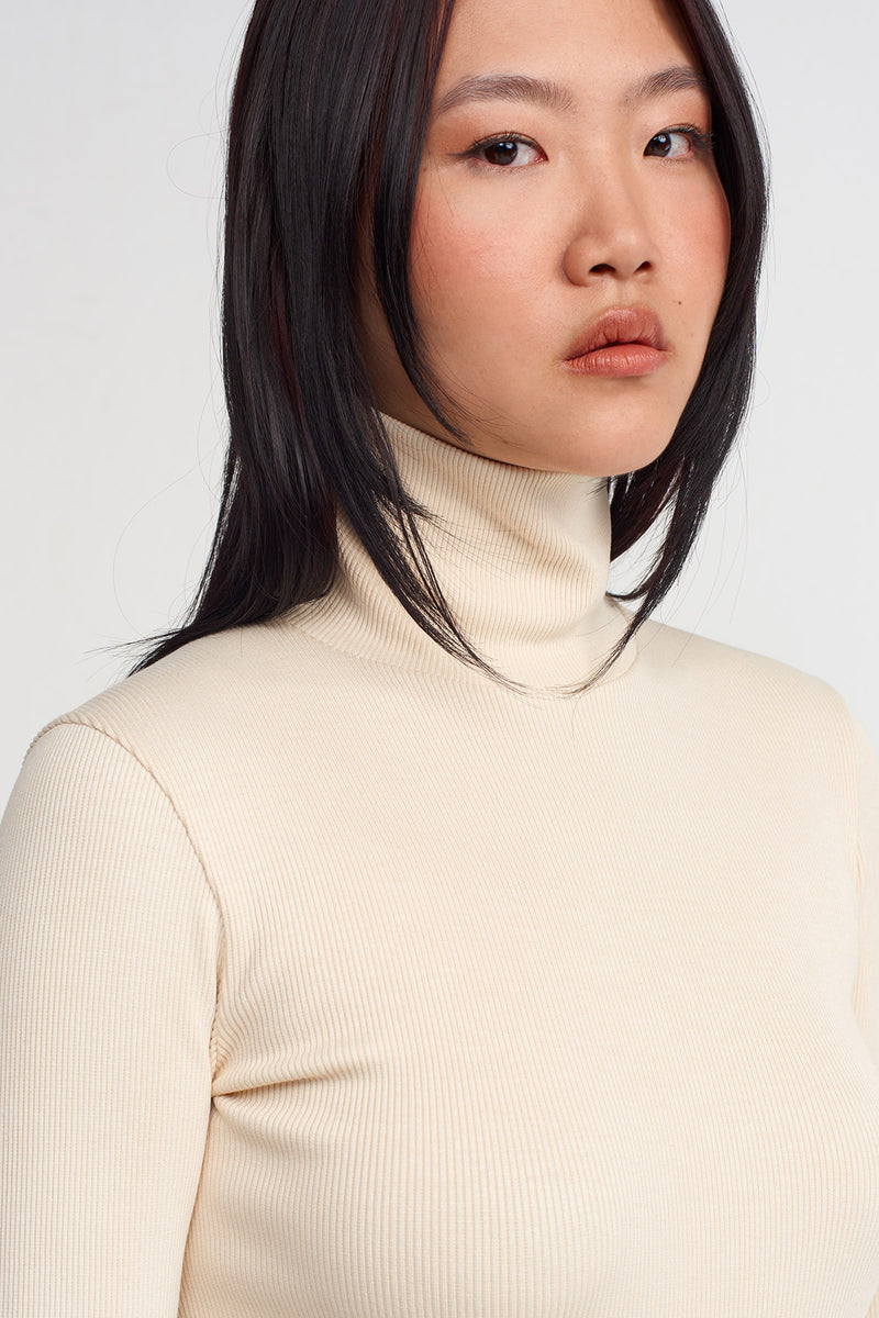 NU Turtleneck Ribbed Top Natural