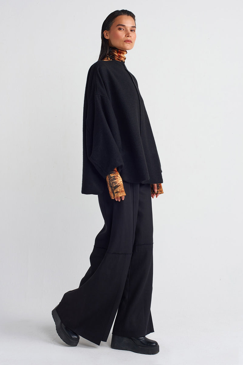 NU Wide Neck Sweater Black