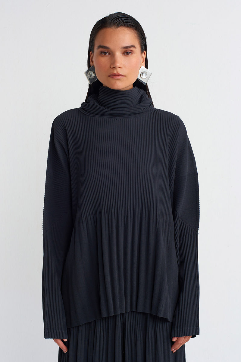 Nu Turtleneck Pleated Blouse Dark Grey