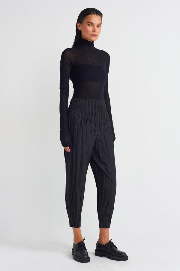 NU Pleated Trousers Black