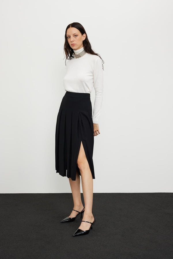 Roman Pleated Slit Details Skirt Black