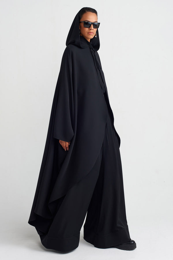 Nu Hooded Cape Black