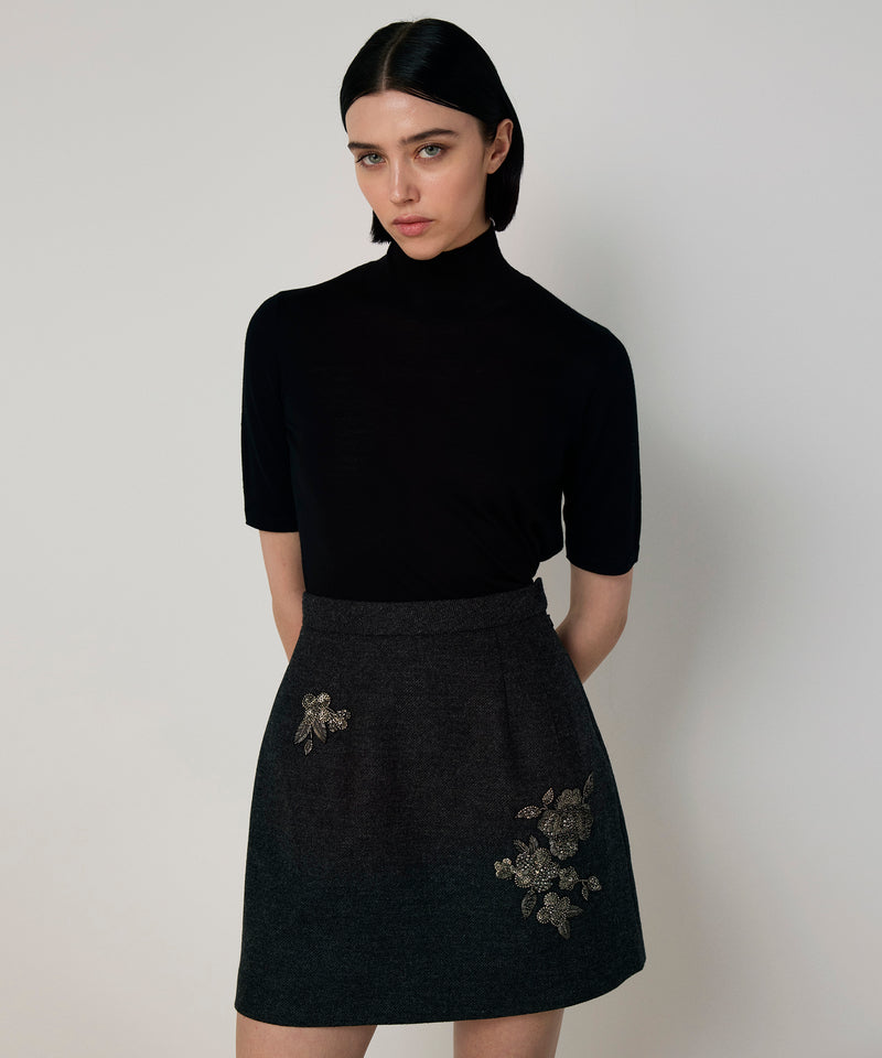 Machka Floral Module Embroidered Wool Skirt Anthracite