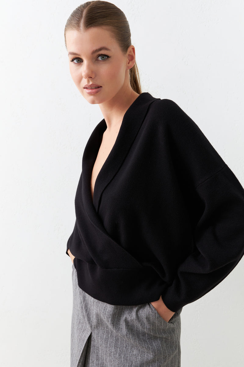 Setre Asymmetrical Collar Long Sleeve Knitwear Black