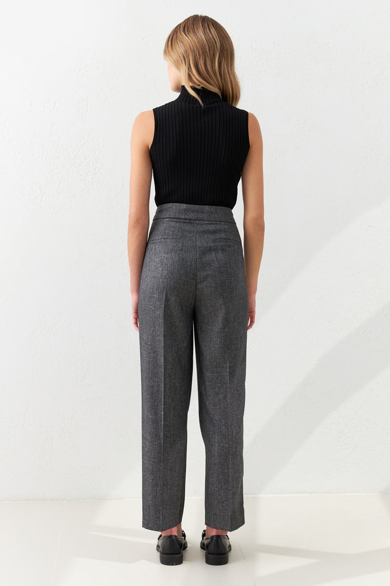 Setre Relaxed Cut Tie-Down Trousers Black