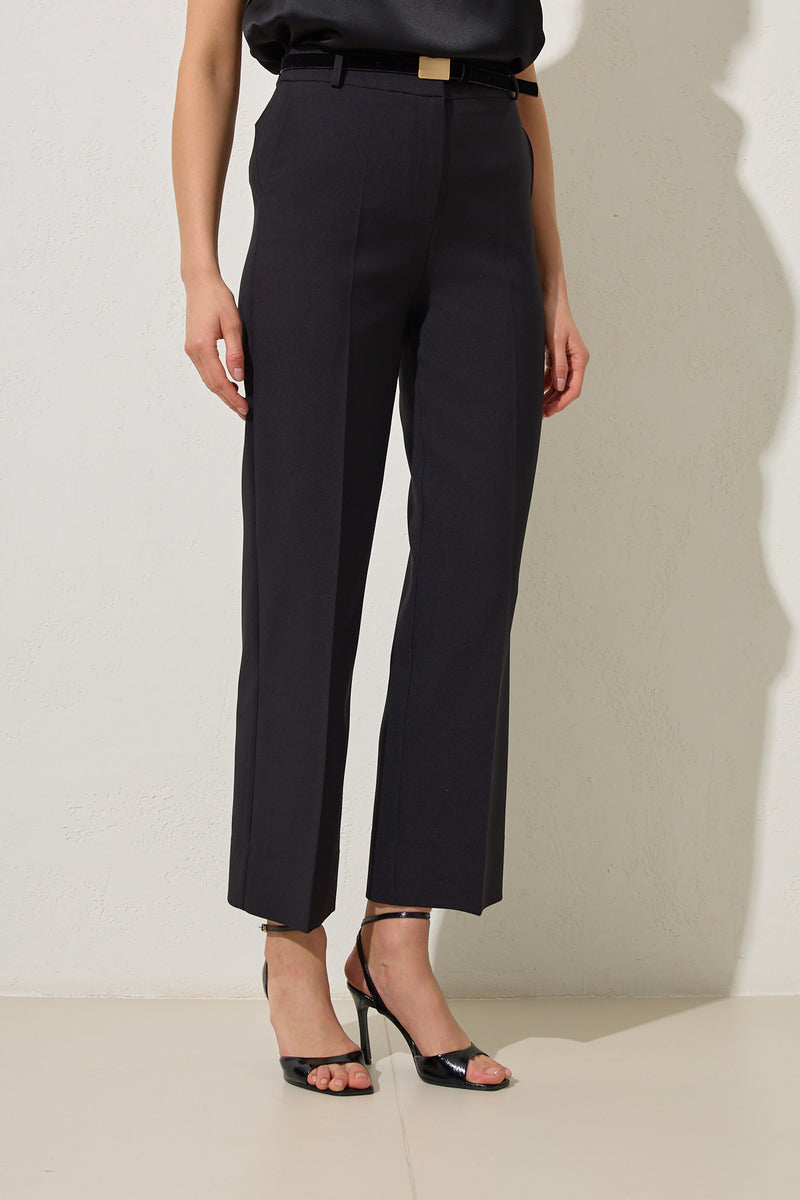 Setre Belted Crop Solid Trousers Black