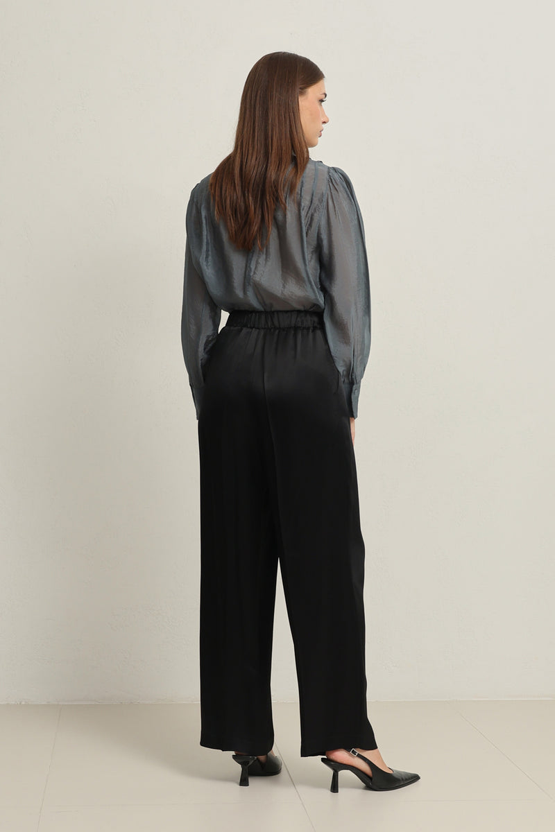 Setre Pleat Detailed Trousers Black