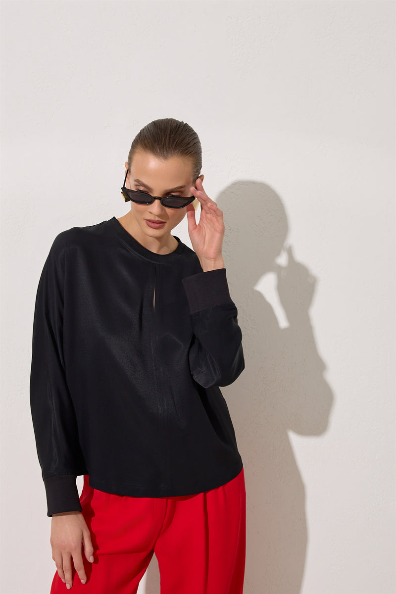 Setre Crew Neck Long Sleeve Blouse Black