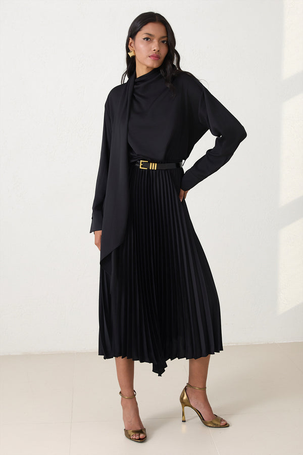 Setre Belt Detailed Pleated Midi Dress Black