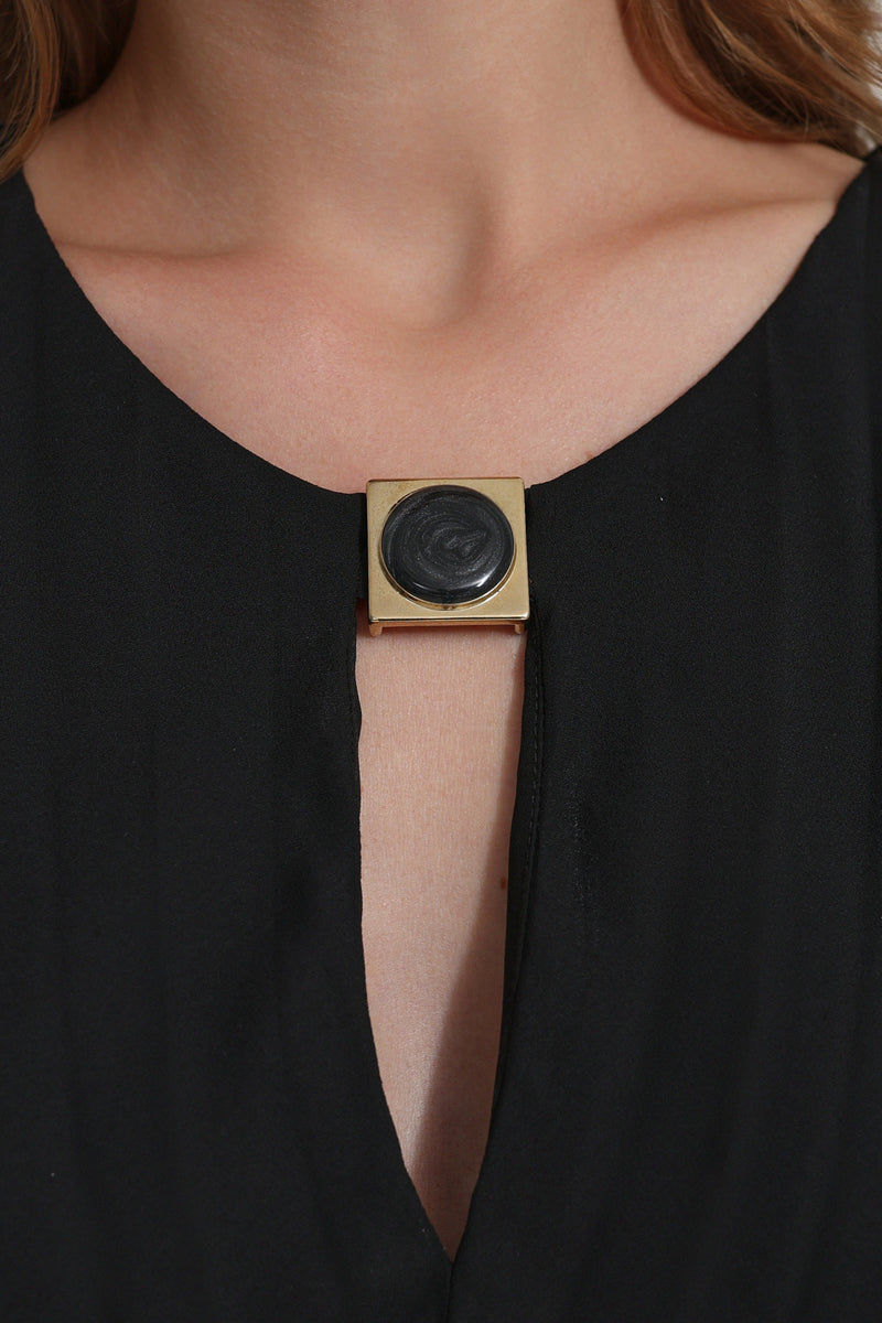 Setre Front-Keyhole Pleated Dress Black