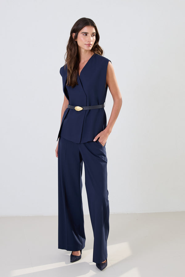 Setre Surplice Neck Solid Vest Navy