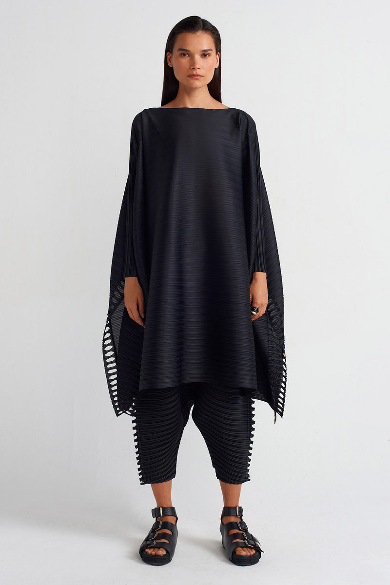 NU Side Slit Pleated Blouse Black