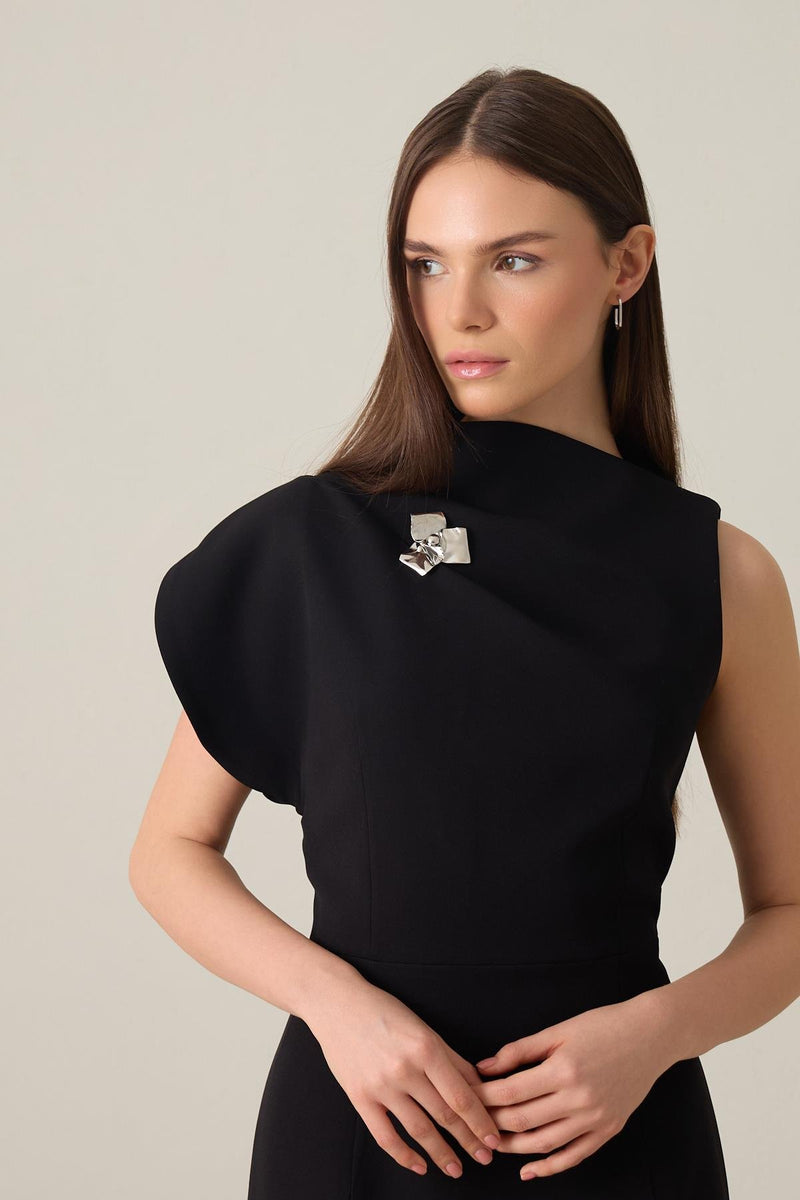 Setre One Shoulder Detailed Full Cut Midi Length Dress Black