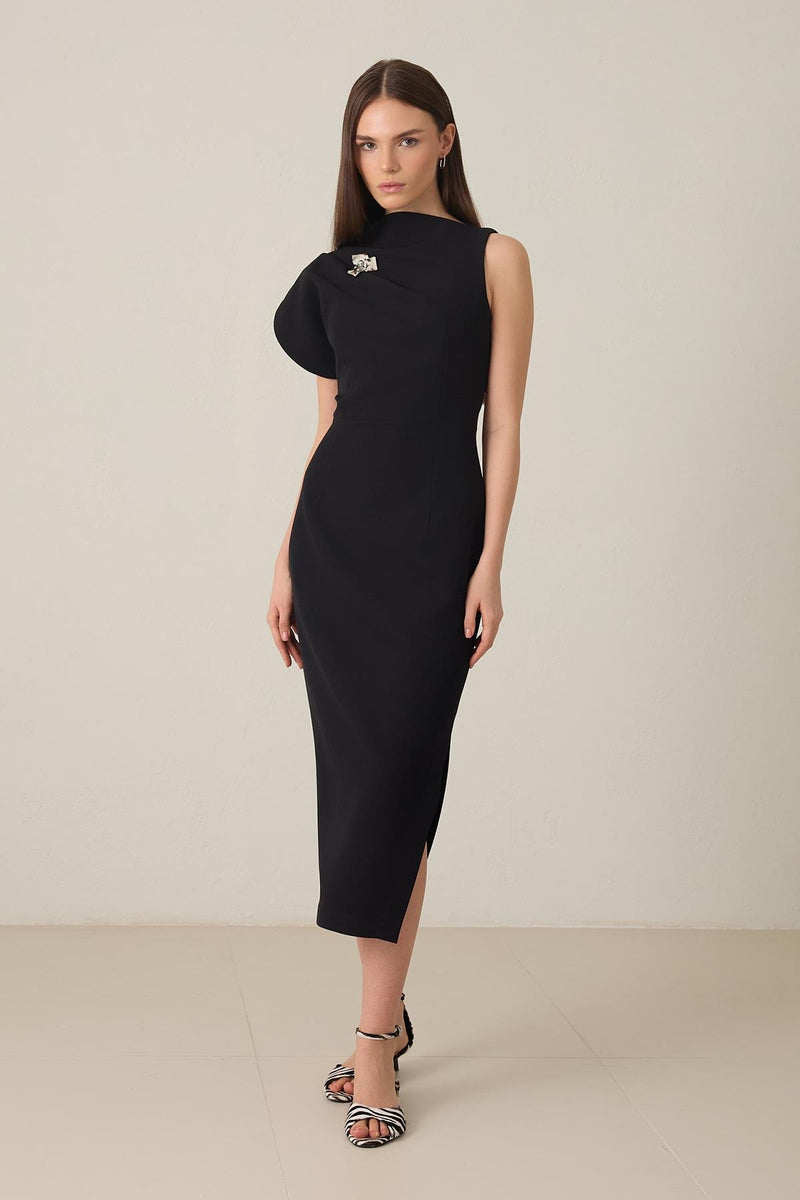 Setre One Shoulder Detailed Full Cut Midi Length Dress Black