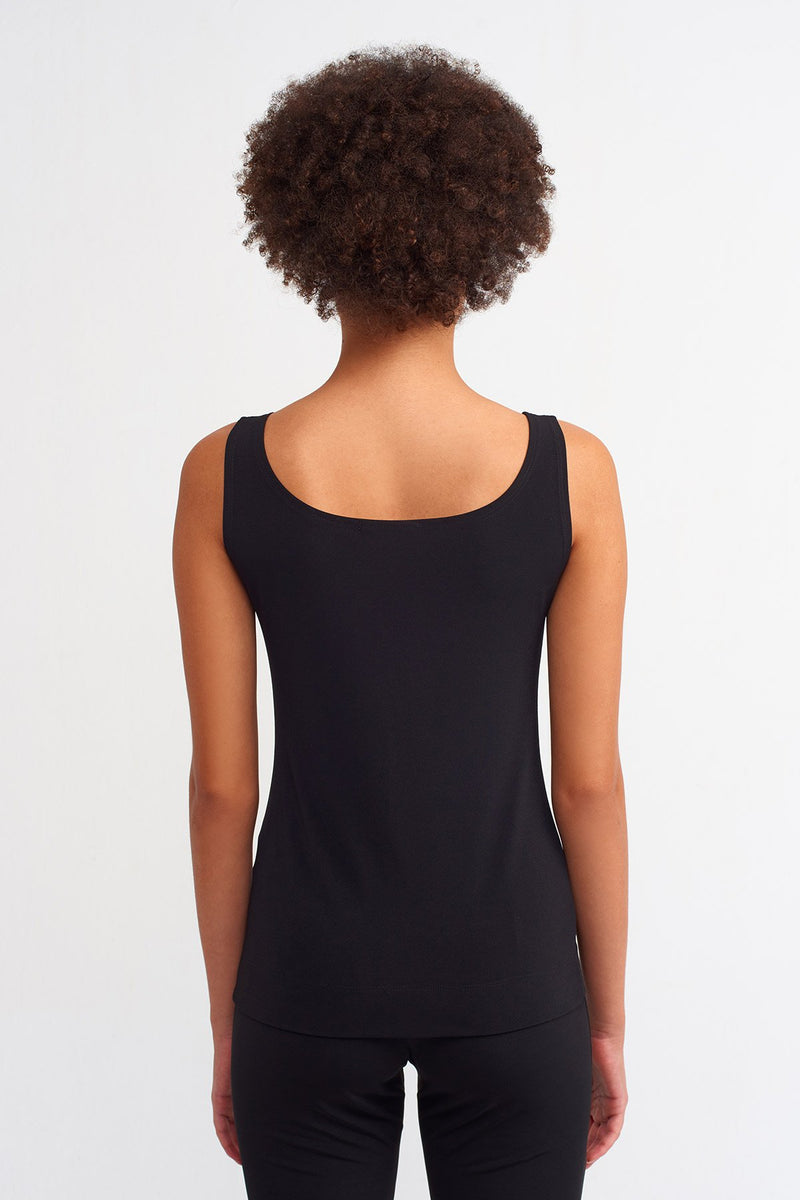 NU  Basic Tank Top Black