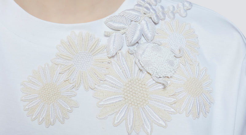 Machka Flower-Embellished T-Shirt White